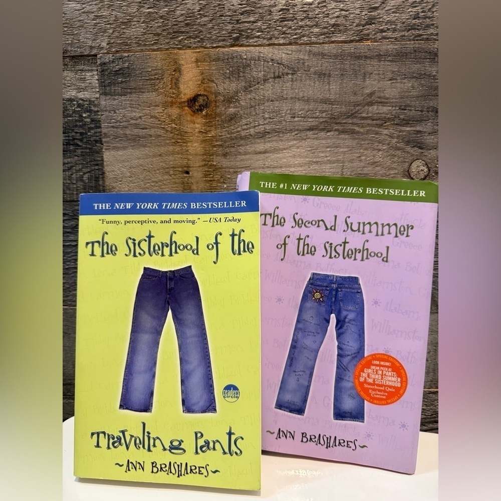 Sisterhood of the Traveling Pants - Paperback 1 & 2 By Brashares, Ann 2 Books